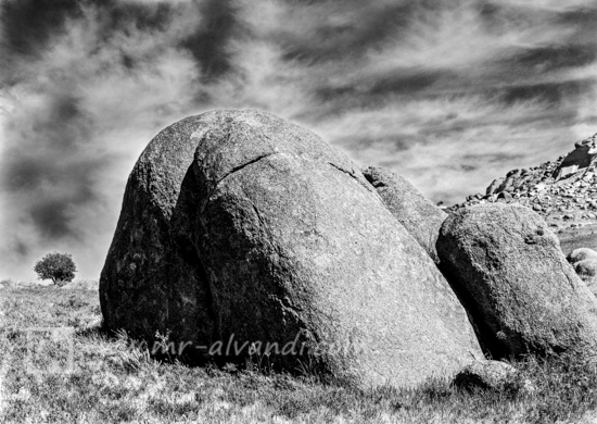 Rocks in Zanjan,تخته سنگهای زنجان