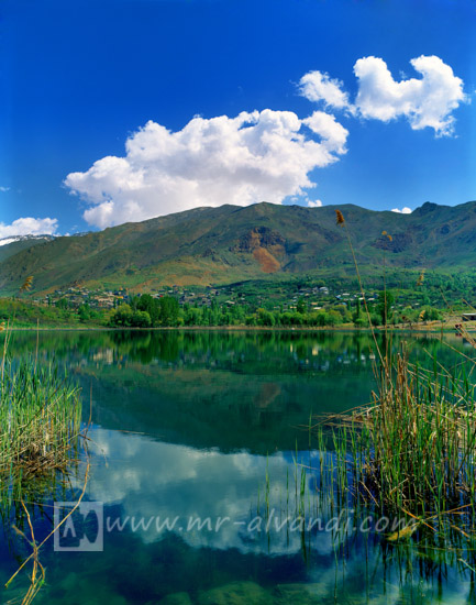 Evan Lake, a mountain lake,دریاچه اوان، یک دریاچه کوهستانی