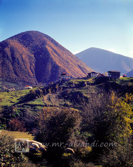 Beautiful autumn in the Lavij spa, پاییز زیبا در آبگرم لاویج Lavij village and beautiful autumn, روستای لاویج و پاییز زیبا